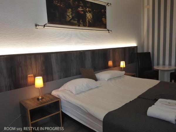 Hotel Wijkerhaven Beverwijk Bagian luar foto